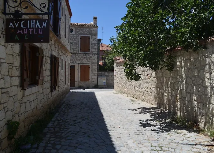 Avcihan Tas Ev Oda ve Kahvaltı Alaçatı