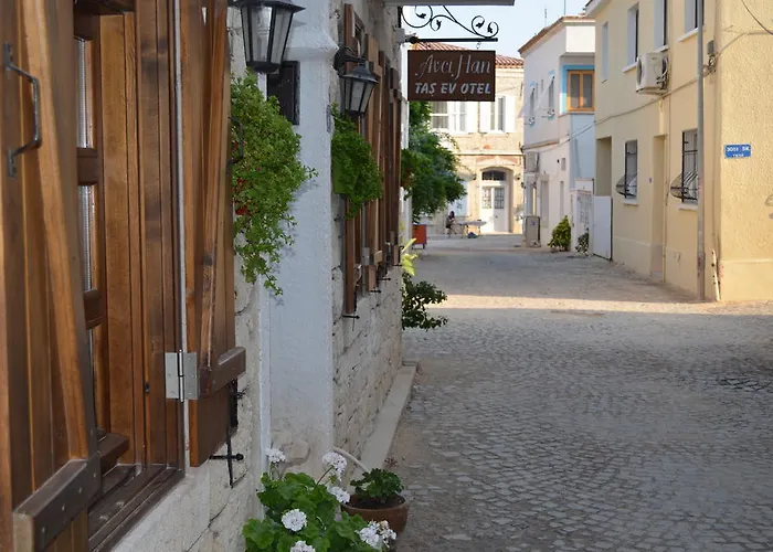 Avcihan Tas Ev Bed and Breakfast 3*